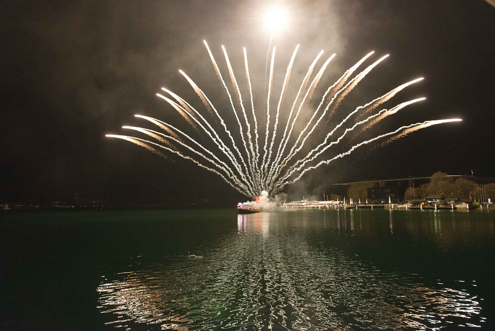 Die schönste Jahreszeit startet, Schmudo